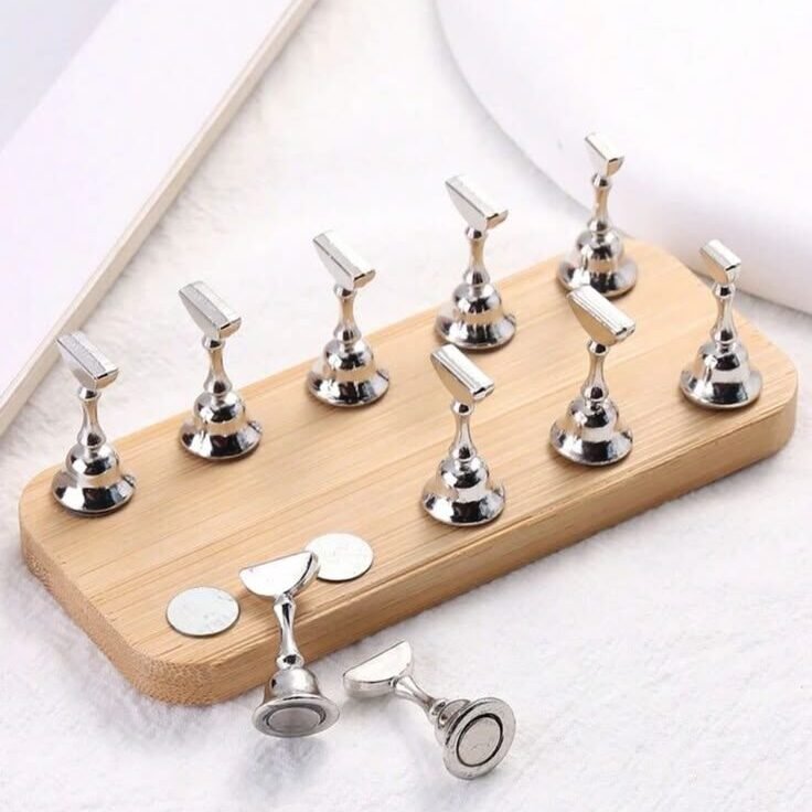 Wooden Double Press On Stand